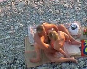 Public beach amateur fuck