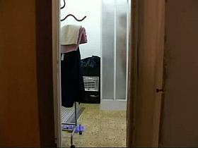 That girl is taking a shower and her pussy needs to be clean