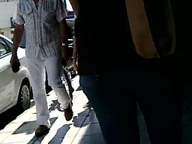 Agazajo entre la gente