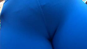 Olha o tamanho dessa buceta