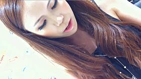 Cute face and erotic upskirt thong of sweet teenie