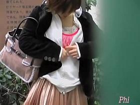 Amateur Asian slag getting nicely tricked during quick sharking meeting