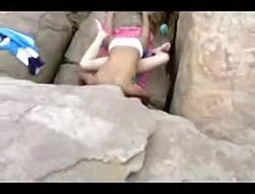 malay- skodeng couple celah batu