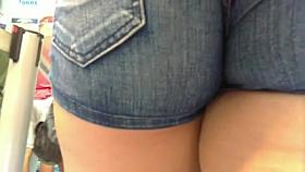 Nice teen tail end in shorts exposed in street candid video