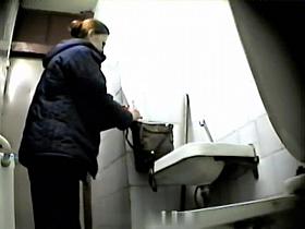 Girls Pissing voyeur video 134