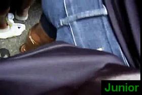 Big butt rubbing on my dick Encoxando morena rabuda 1