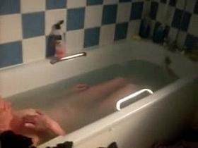 Voyeur - The ntervened (take bath)