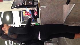 Great body in tight gym clothes