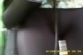 Novinha com a bucetinha inchada louca pra ser fudida!