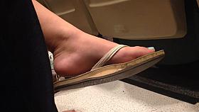Candid Sexy Feet in College Lecture Hall