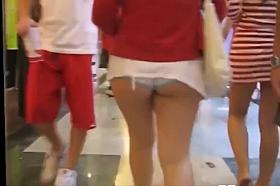 WHITE ASS CHEEKS CANDID (REPOST)