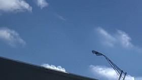 Dude wanks off as his lovely girlfriend itches the ditch in public