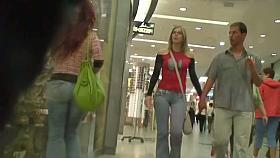 Candid street booty compilation with chicks in tight jeans