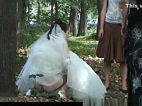 Outdoor hidden pee bride and friends