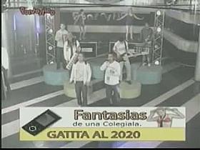 Provoking dancers shake their asses in an upskirt video