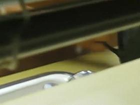 Peeping a nude girl in the kitchen