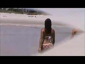beach voyeur watch thru bikini obese jiggly gazoo cameltoe