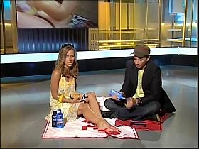 Seducing star is flashing her famous upskirt in public