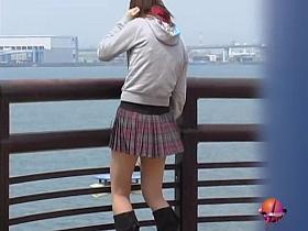 There's no other way around this clever skirt sharking prank