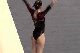 Cute gymnast with a beautiful body !