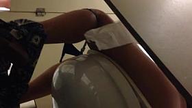 Girl With A Perfect Ass WC Voyeur