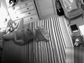 Bored housewife masturbates to orgasm in the bedroom