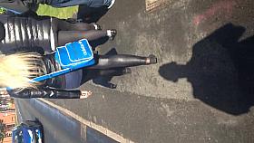 Chav in wetlook leggings