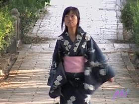 Mysterious sweet geisha is having unexpected sharking encounter with some fellow