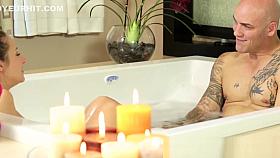 Amateur masseuse blows and fucks in bathroom