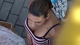 Downblouse on street