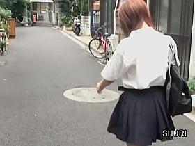 Student unfortunately became a victim for street sharking