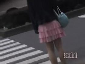 Clever way to see her ass without any fuss by sharking shuri