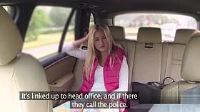 Lucky taxi driver jizzed trimmed pussy