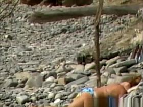 Blowjon in rocky beach