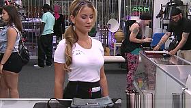 Amateur pawnshop babe cocksucking for cash