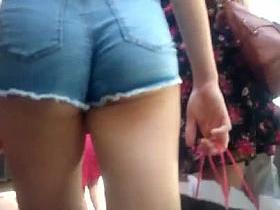 LURKING TEEN ASSES 21