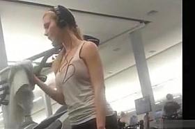 Gorgeous babe and her workout time