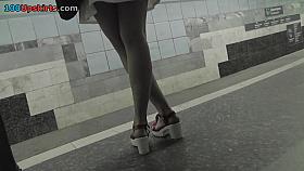 Hot candid upskirt vid show amazing bubble butt