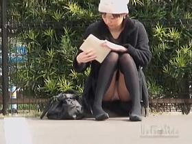 Knee High Socks Woman Emphasize two Pantie Thigh