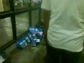 Gordita culona mostrando espalda