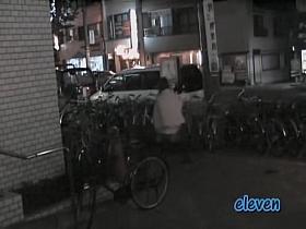 Escalators were the launch switch for the skirt sharks