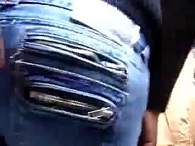 RAPID TOUCH ASS WIFE IN THE STREET