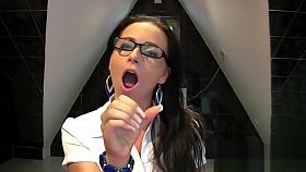 BOOM BOOM dans son CUL la Salope