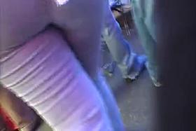 persiguiendo culito 2