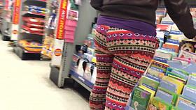 Leggings, leggings everywhere. ASSES
