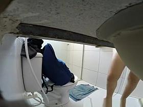 Hairy pussy woman caught by secret hidden camera