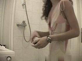 mina-voyeur-03_R.wmv