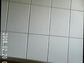 Exotic peeper Showers adult scene