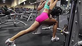 Bootylicious blonde works out in the gym
