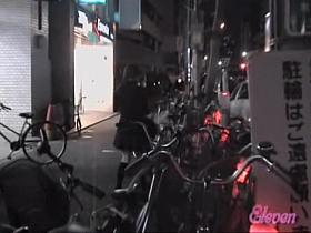 Babe got skirt sharked while climbing the stairs in the mall